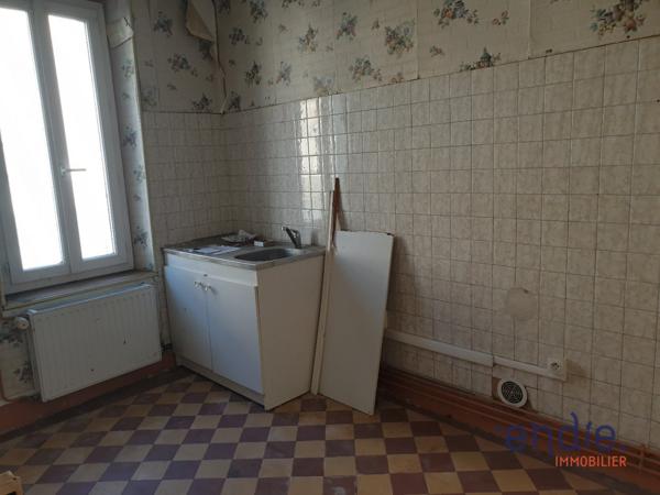 VENTE : maison de 4 pièces (71 m²) à HURIEL