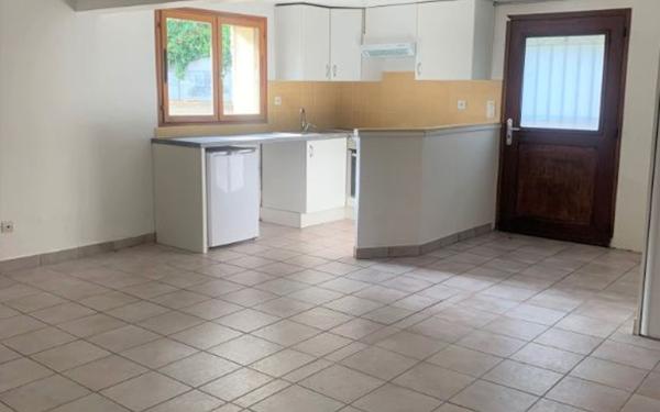 Appartement à louer    2 pièces •  Massy