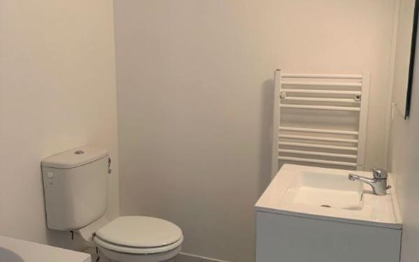 Appartement à louer    2 pièces •  Massy