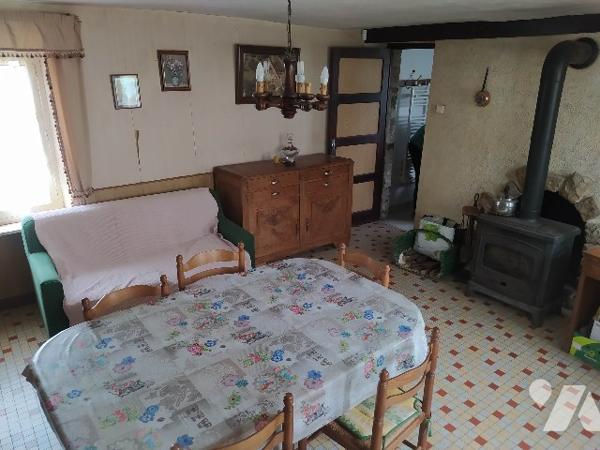 Maison à vendre sur Frênes