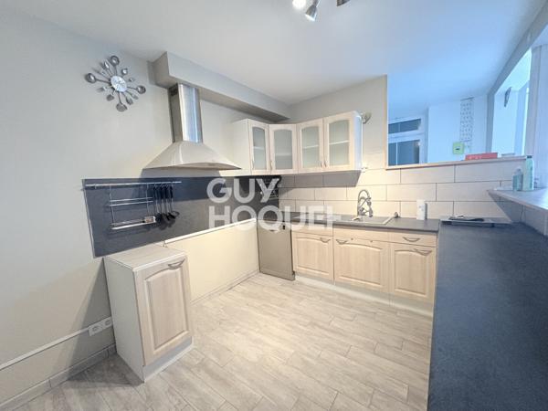 A louer Maison de bourg de 4 pièces de 121 m² à  St Pierre La Noue