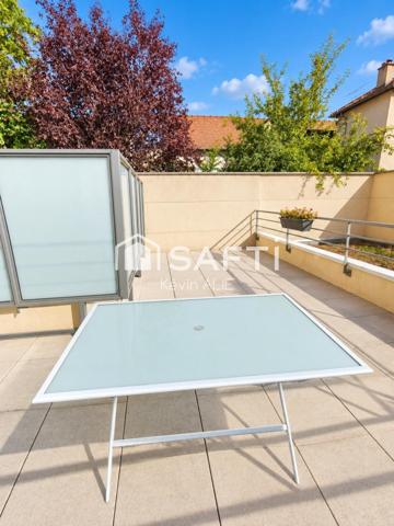 L’élégance d’un grand T2 avec terrasse au cœur de Coulommiers