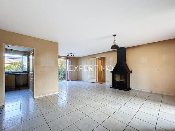 Baziège (31450) Baziège, villa 5 pièces, 115m2 env. sise sur une parcelle de 529 m2 en exclusivité.