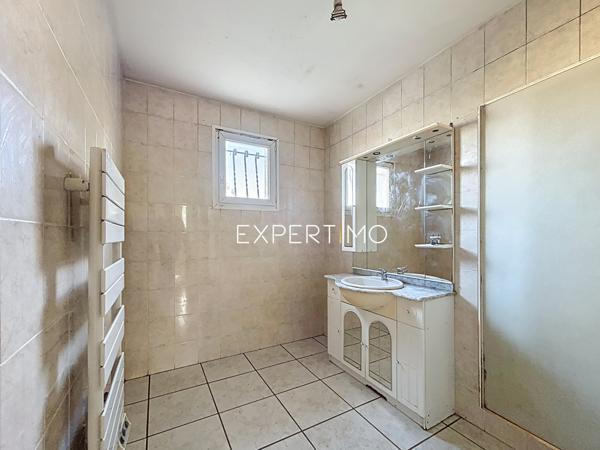 Baziège (31450) Baziège, villa 5 pièces, 115m2 env. sise sur une parcelle de 529 m2 en exclusivité.