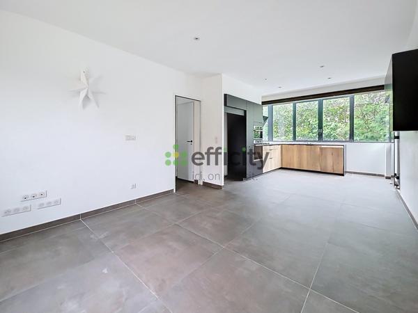 Maison 7 pièces - 152 m² Exclusivité efficity