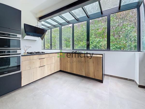 Maison 7 pièces - 152 m² Exclusivité efficity