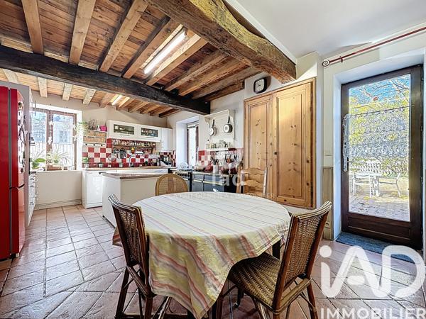 Maison à vendre 7 pièces 200 m² Chassieu