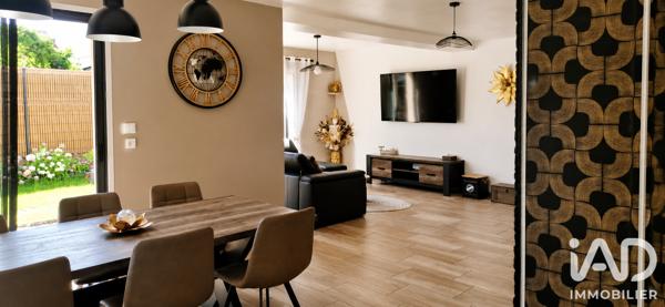 Maison à vendre 6 pièces 139,9 m² Chambry