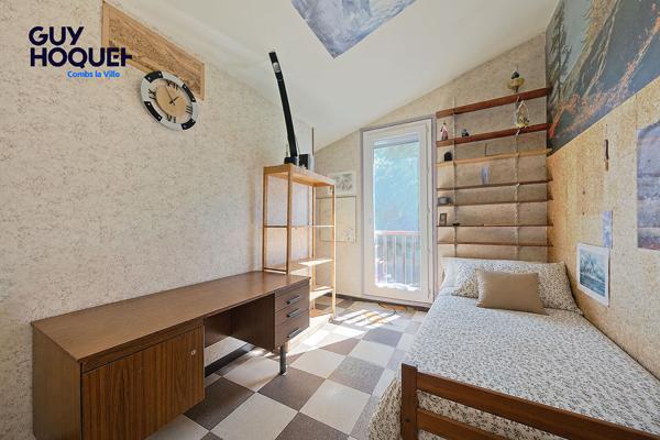 Maison 5 chambres à vendre à Combs-la-Ville dont une de plain-pied