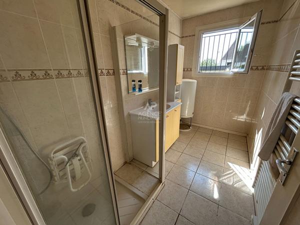 Maison 116 m2 avec jardin 400 000 € **  - Référence  9290