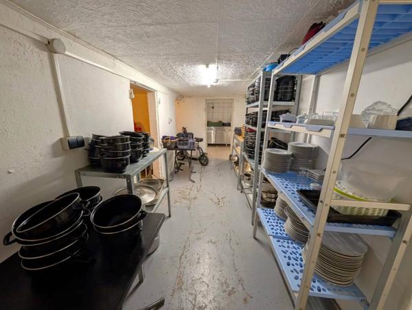 Local commercial + Appartement T4 – Emplacement n°1 La Tamarissière – Prêt à exploiter