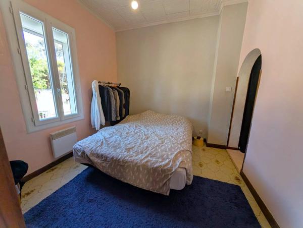 Local commercial + Appartement T4 – Emplacement n°1 La Tamarissière – Prêt à exploiter