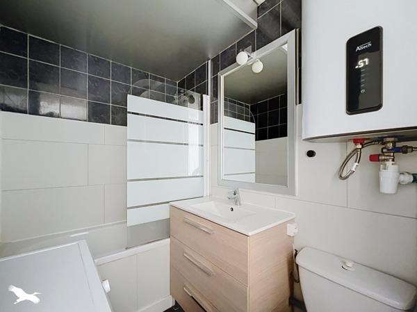 Appartement à vendre 108 600 € Bordeaux 1 pièce 24 m² DPE C