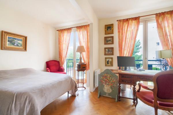 Appartement Le Vésinet - CENTRE-VILLE