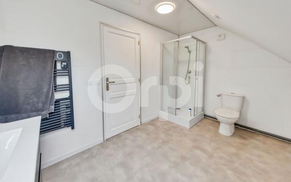 Maison à vendre    8 pièces •  Gressy