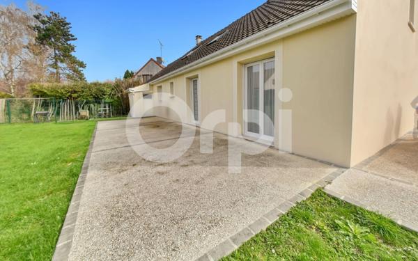 Maison à vendre    8 pièces •  Gressy