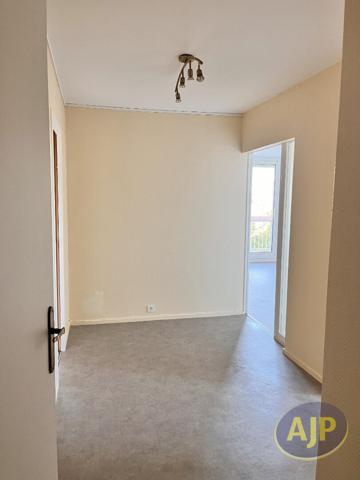 Location appartement Saintes : 745 € - AJP Immobilier Saintes