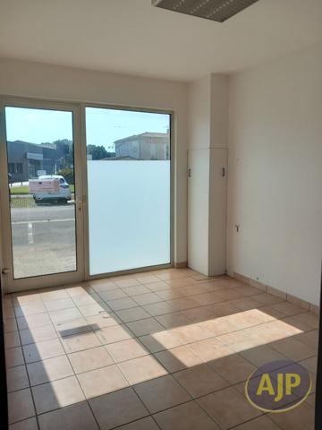 Lesparre Medoc : 900 € - AJP Lesparre Immobilier