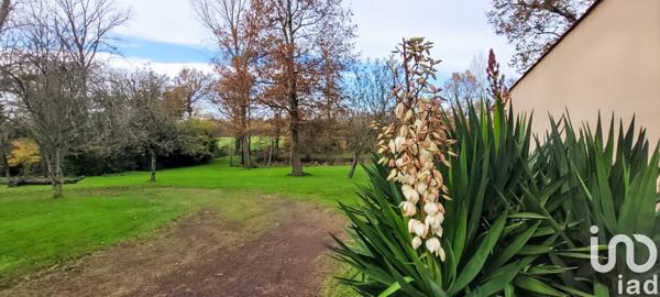 Maison 7 pièces de 140 m² à Vairé (85150)