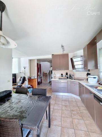 Maison de 128m2 hab avec piscine et jacuzzi