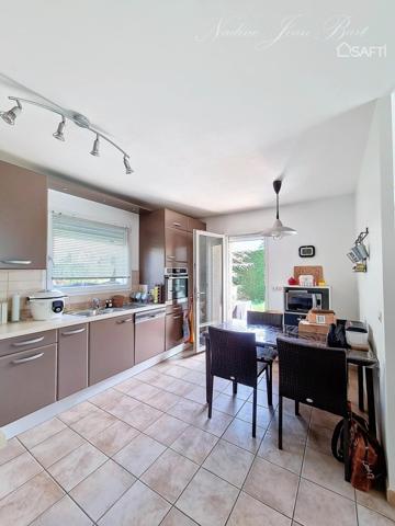 Maison de 128m2 hab avec piscine et jacuzzi