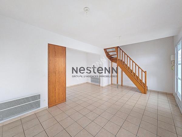 Duplex trois chambres à cinquante mètres de la plage