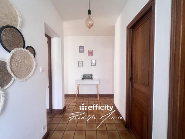 Maison 8 pièces - 220 m²