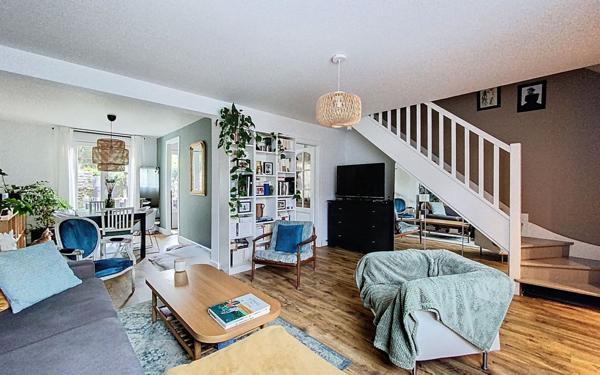 Maison à vendre    5 pièces • 103,24 m2 Guyancourt