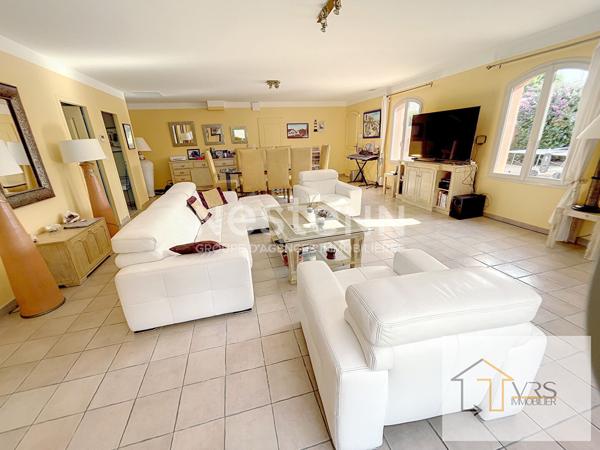 RARE - BELLE VILLA T5 AVEC PISCINE ET GRAND GARAGE