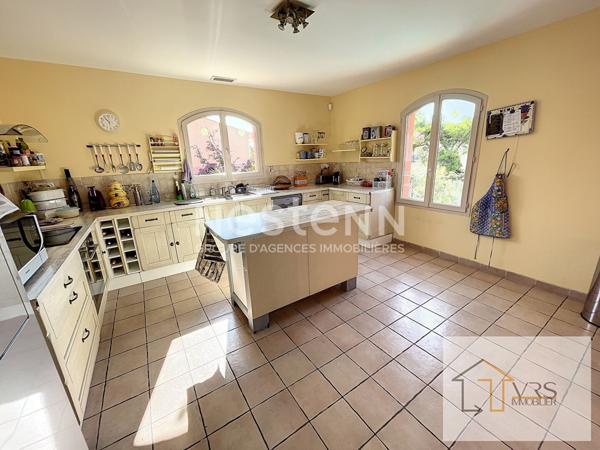 RARE - BELLE VILLA T5 AVEC PISCINE ET GRAND GARAGE