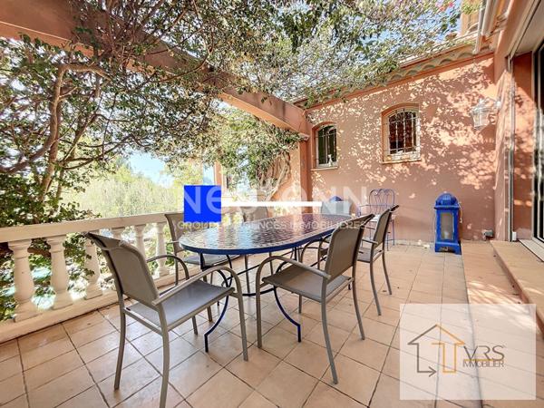 RARE - BELLE VILLA T5 AVEC PISCINE ET GRAND GARAGE