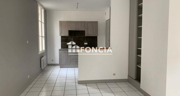 Location Appartement 2 pièces 39.32 m² - Niort 79000
