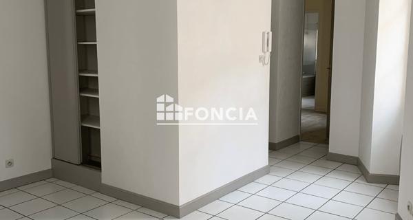 Location Appartement 2 pièces 39.32 m² - Niort 79000