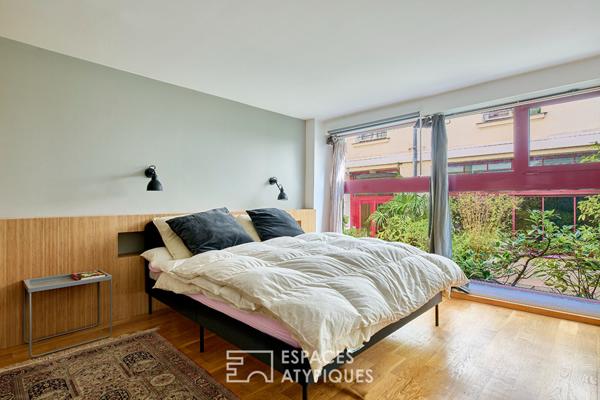 Ancien atelier transformé en loft au calme sur cour végétalisée