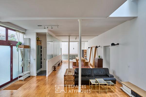 Ancien atelier transformé en loft au calme sur cour végétalisée