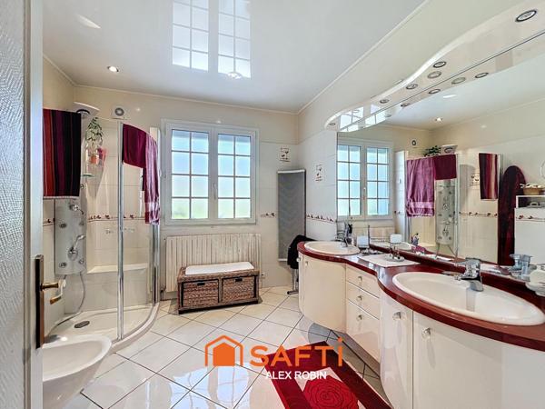 Grande maison familiale de caractère