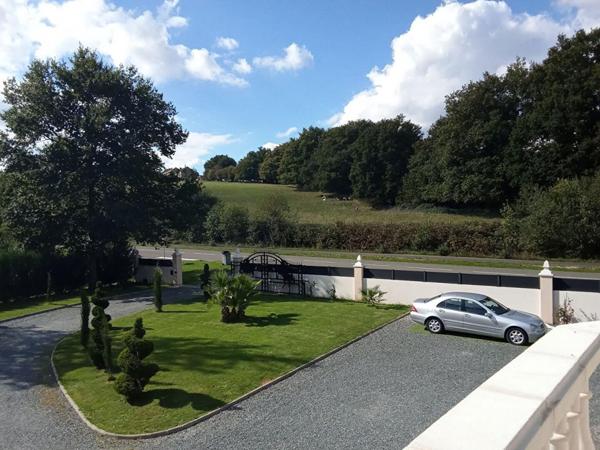 Maison spacieuse et moderne au charme de l'ancien