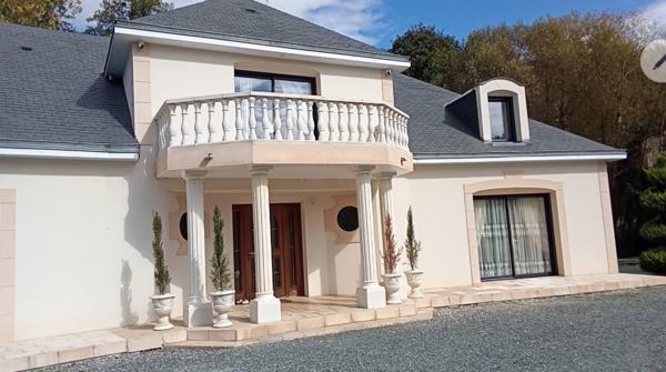 Maison spacieuse et moderne au charme de l'ancien