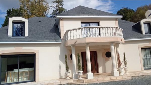 Maison spacieuse et moderne au charme de l'ancien