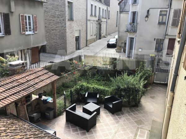 Maison en centre-ville de 163 m² 6 pièces 4 chambres Terrain 205 m² 