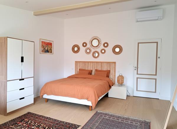 Bordeaux (33000) Superbe échoppe double rénovée avec jardin et piscine – Bordeaux centre