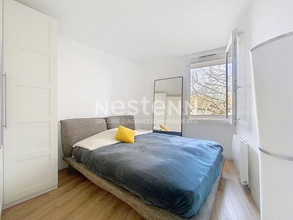 A VENDRE .Appartement Montigny Le Bretonneux 3 pièces cave et parking.