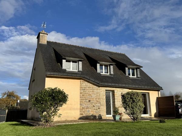 Locminé (56500) EXCLUSIVITE A LOCMINE.......PROCHE DE TOUTES COMMODITES, COMMERCES, ECOLES, BUS.