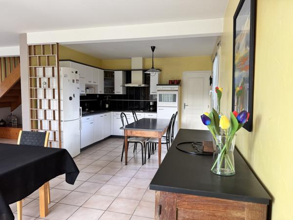 Locminé (56500) EXCLUSIVITE A LOCMINE.......PROCHE DE TOUTES COMMODITES, COMMERCES, ECOLES, BUS.