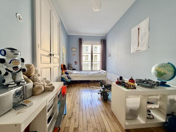 Quartier Préfecture - Appartement rénové dans résidence de standing avec ascenseur Détails des diagnostics énergétiques