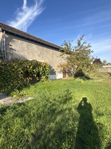 À vendre - Local commercial 152 m² situé à Veigné (37250)