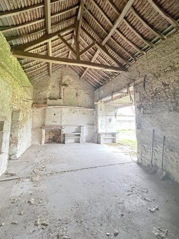 À vendre - Local commercial 152 m² situé à Veigné (37250)