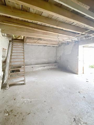 À vendre - Local commercial 152 m² situé à Veigné (37250)