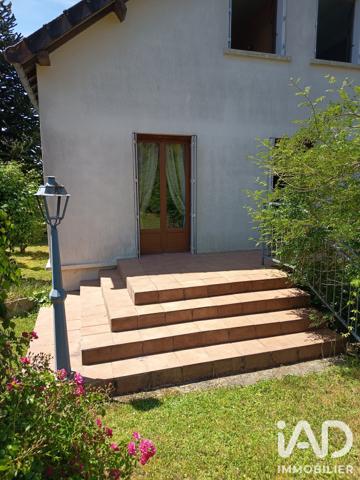 Maison à vendre 11 pièces 165 m² Saint-Yrieix-la-Perche