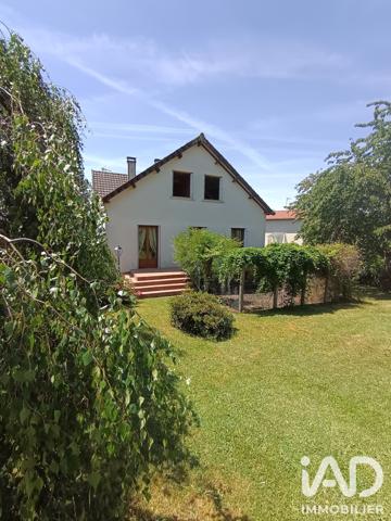 Maison à vendre 11 pièces 165 m² Saint-Yrieix-la-Perche